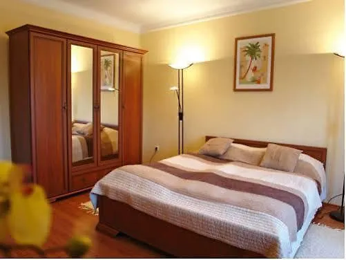 Attila Apartment *